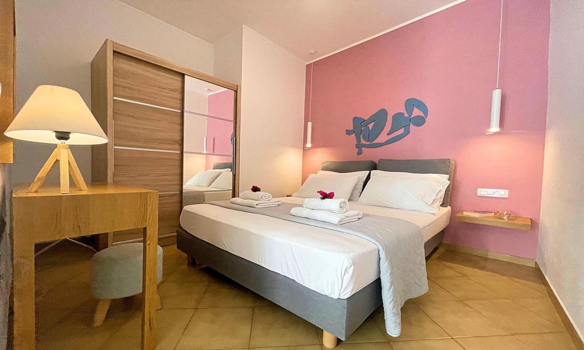 Art Apartment Palaiochora Luaran gambar